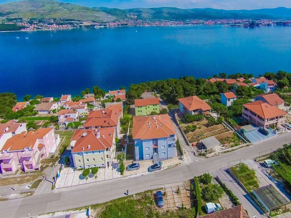 Apartments Maja Donji Okrug  Exterior foto
