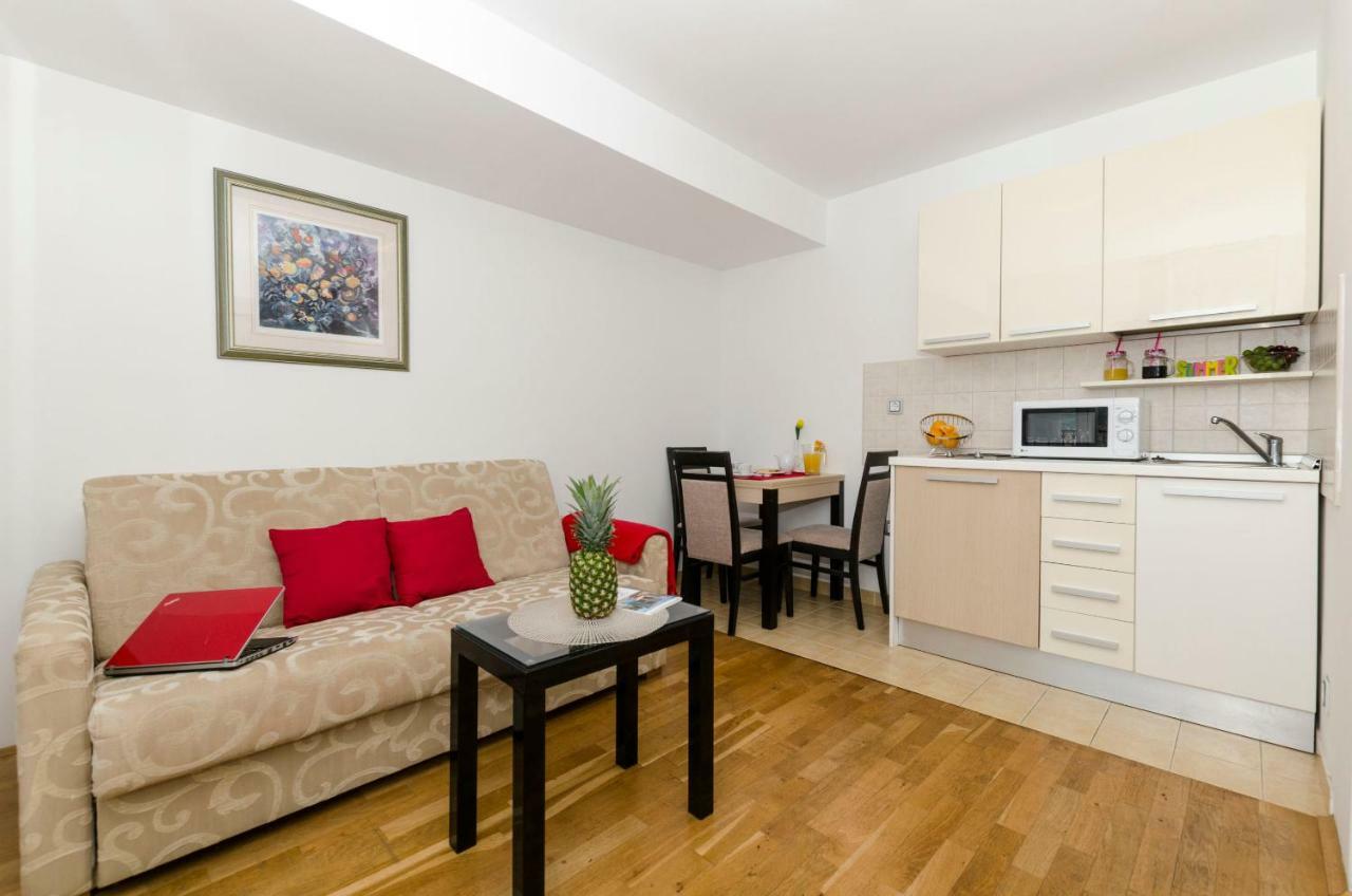 Apartments Maja Donji Okrug  Zimmer foto